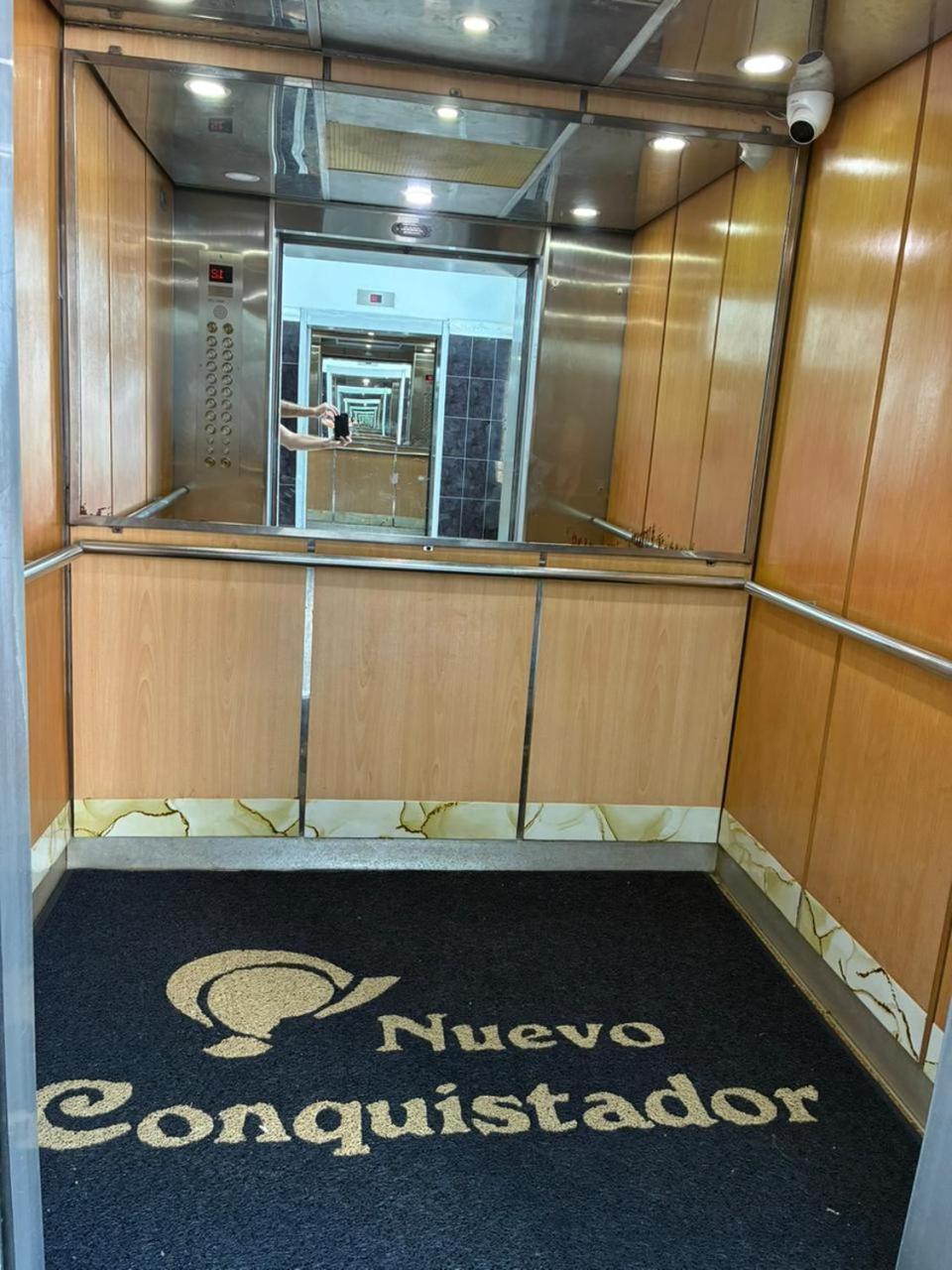 Lindo Estudio Con Espectacular Vista